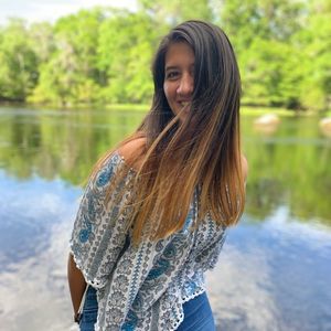 Meet your Posher, Nevena